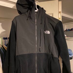 North Face Denali w/ Hood